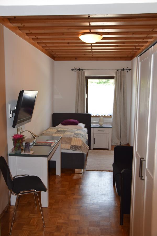 Landgasthof Steinmuehl Hofbauer Fruehstueckspension Und Campingplatz Waidhofen an der Ybbs Εξωτερικό φωτογραφία